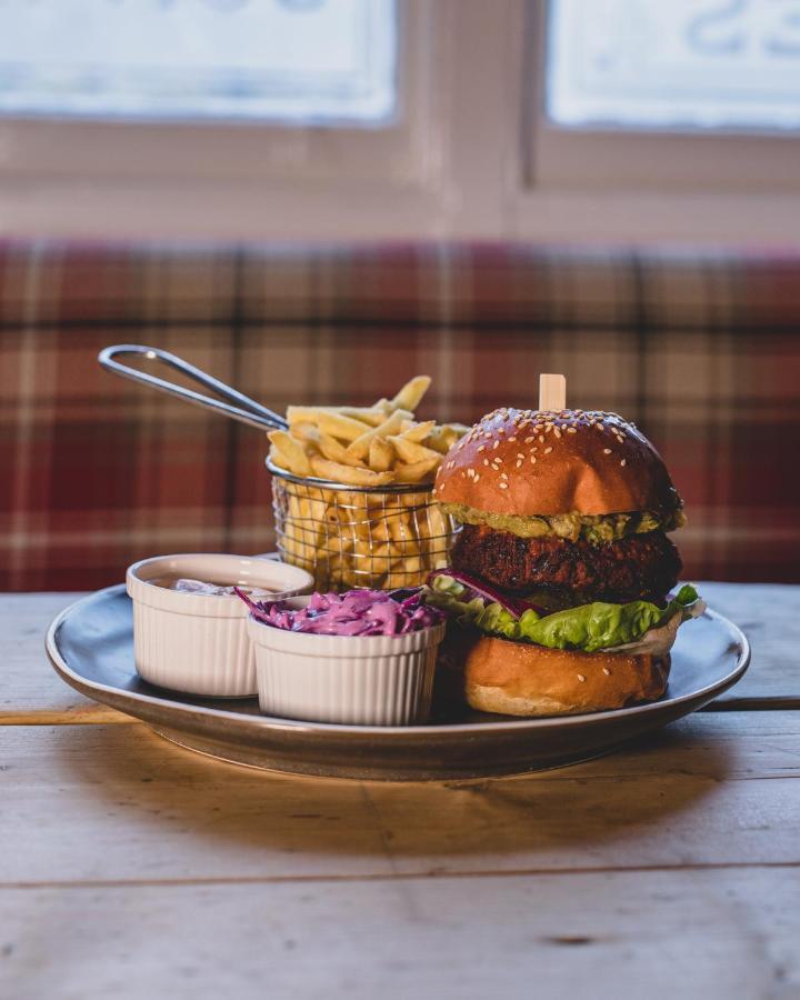 The Sun Inn At Hook Norton ภายนอก รูปภาพ